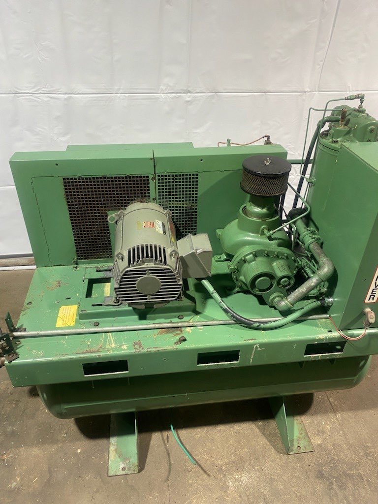 25HP Gardner Denver EBERFC Rotary Screw Air Compressor